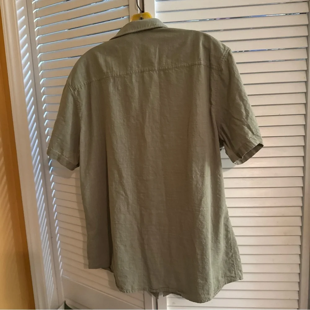 Men's Casual Button Down Shirt - Olive - Picture 5 of 12